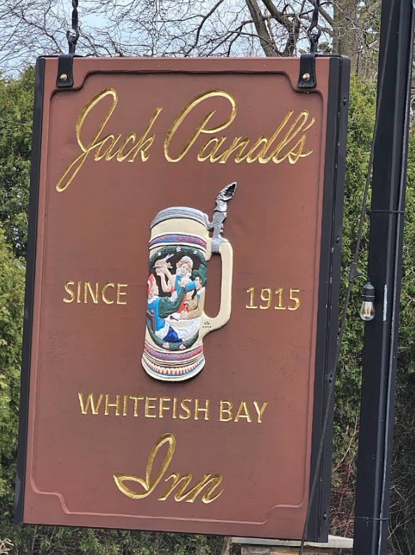 Jack Pandl's Whitefish Bay Inn